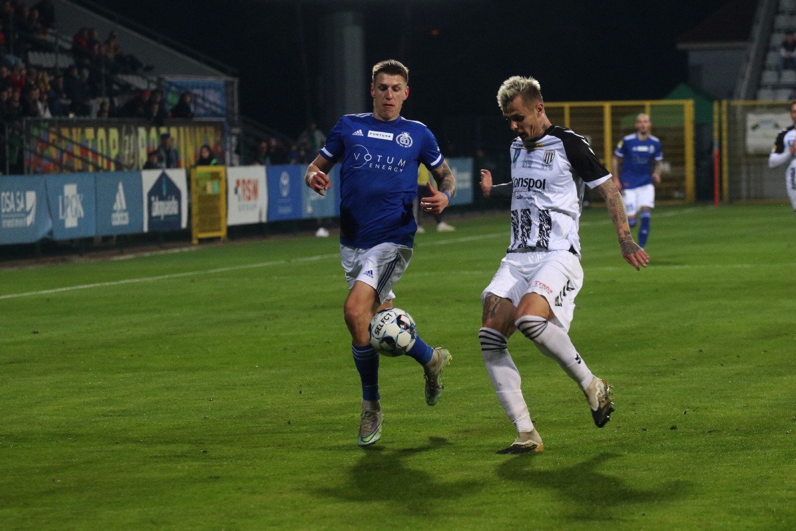 Miedź Legnica traci dwa punkty z Sandecją Nowy Sącz       	