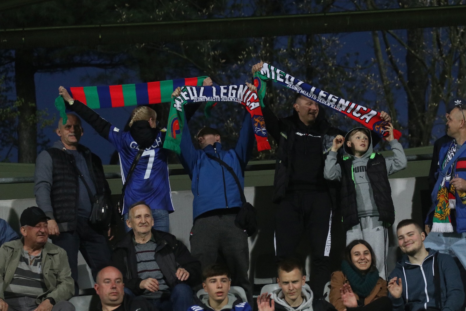Byłeś na meczu Miedzi z Sandecją? Znajdź się na zdjęciach