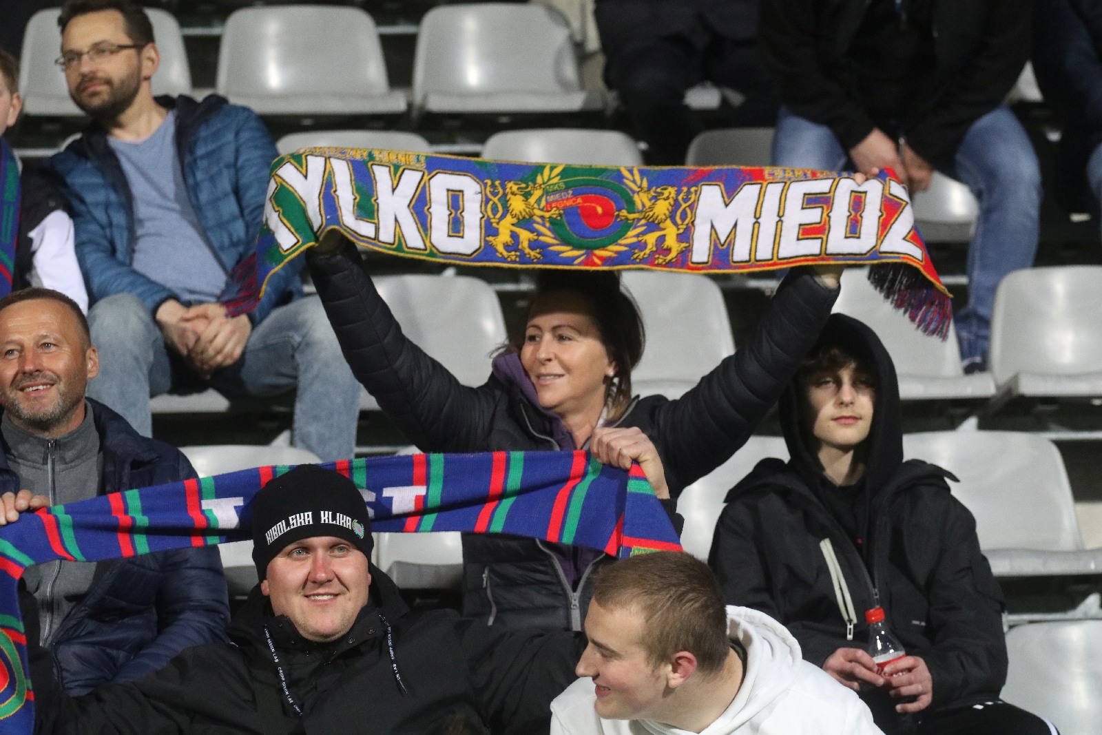 Byłeś na meczu Miedzi z Sandecją? Znajdź się na zdjęciach
