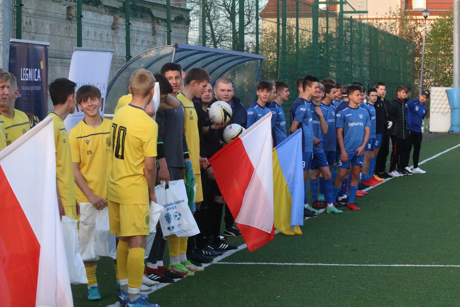 Juniorzy ze Lwowa lepsi od juniorów Konfeksu Legnica