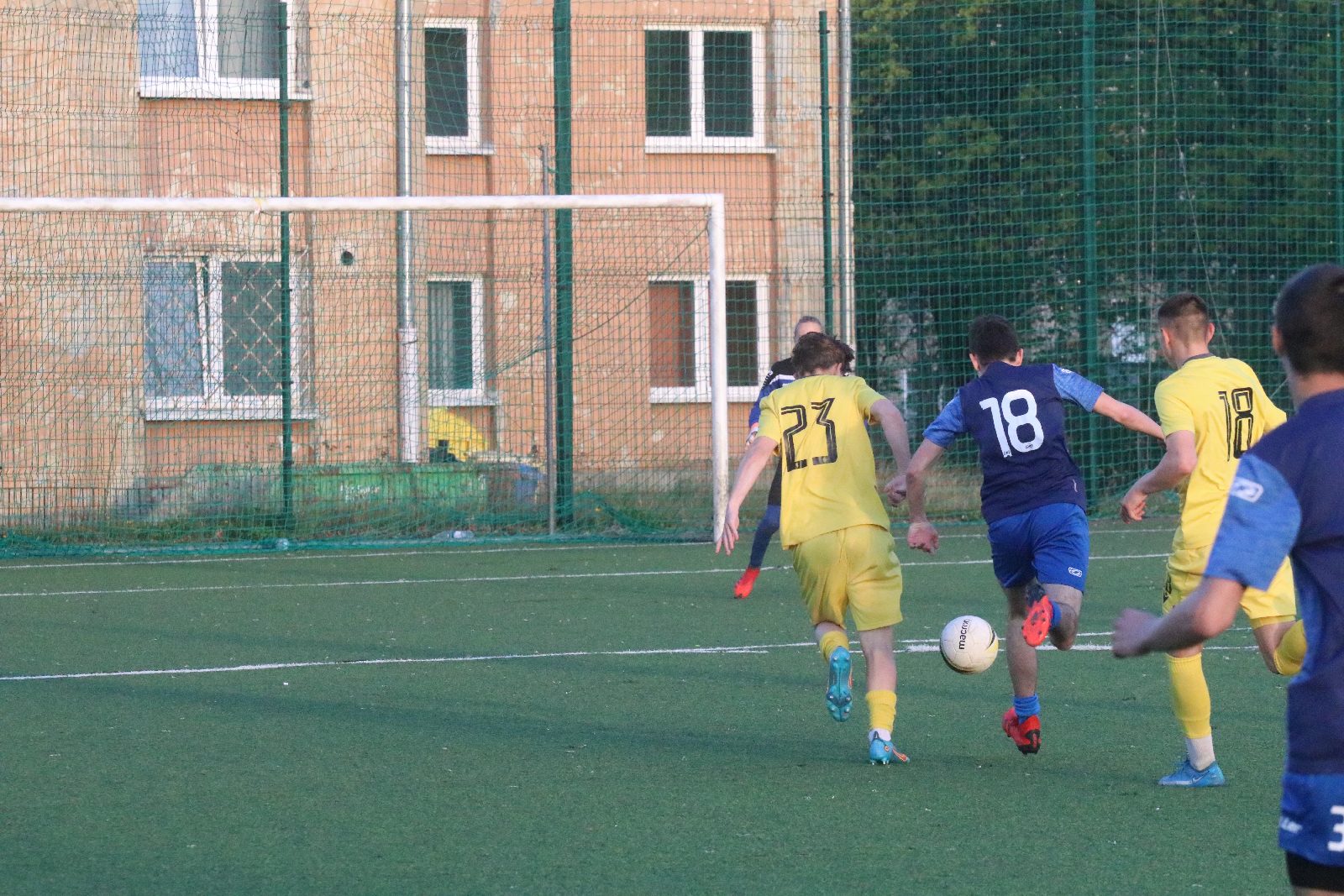 Juniorzy ze Lwowa lepsi od juniorów Konfeksu Legnica