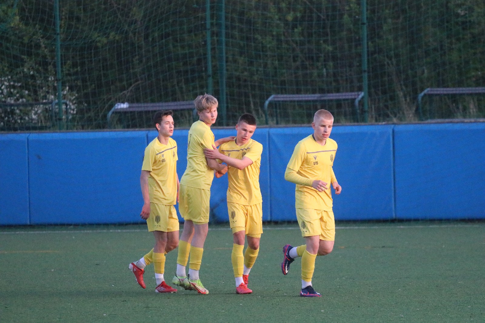 Juniorzy ze Lwowa lepsi od juniorów Konfeksu Legnica