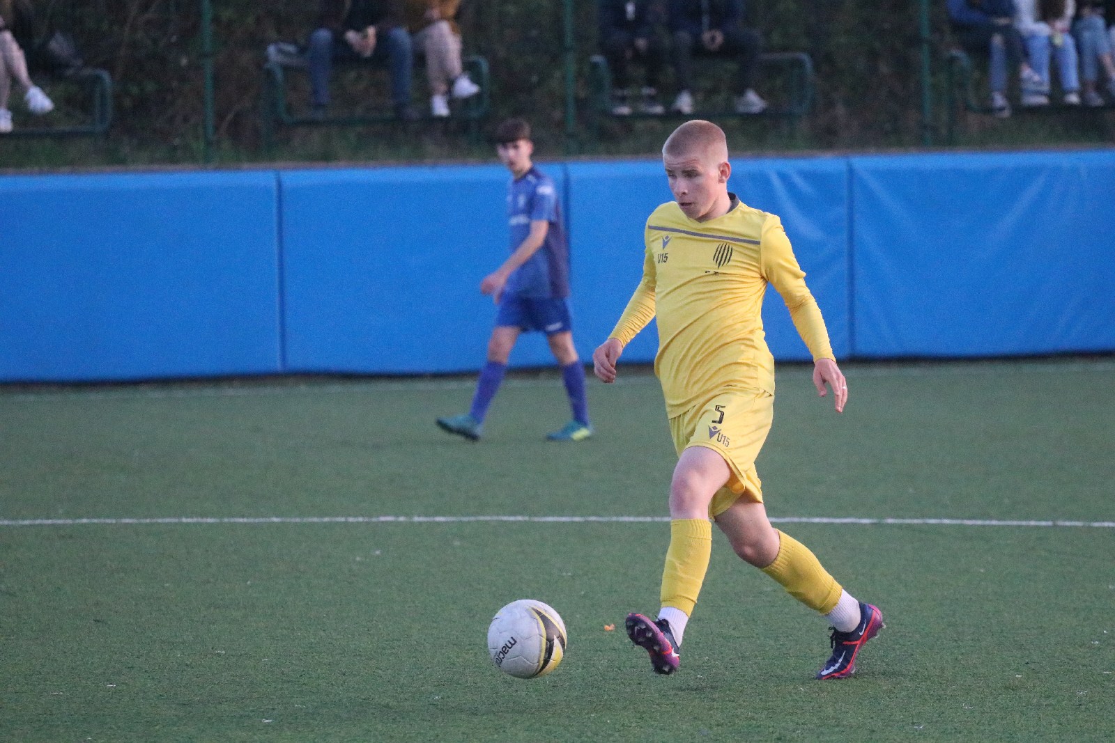 Juniorzy ze Lwowa lepsi od juniorów Konfeksu Legnica