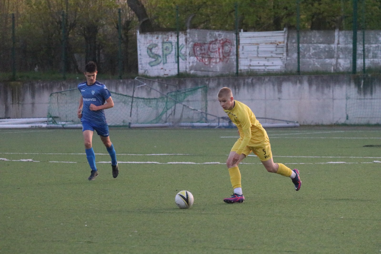 Juniorzy ze Lwowa lepsi od juniorów Konfeksu Legnica
