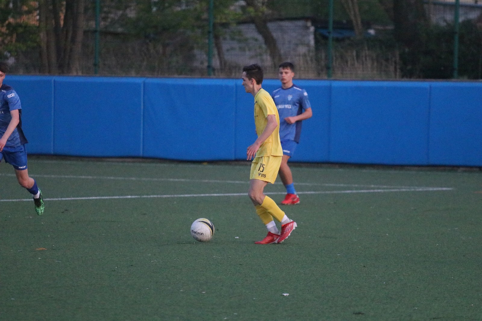 Juniorzy ze Lwowa lepsi od juniorów Konfeksu Legnica