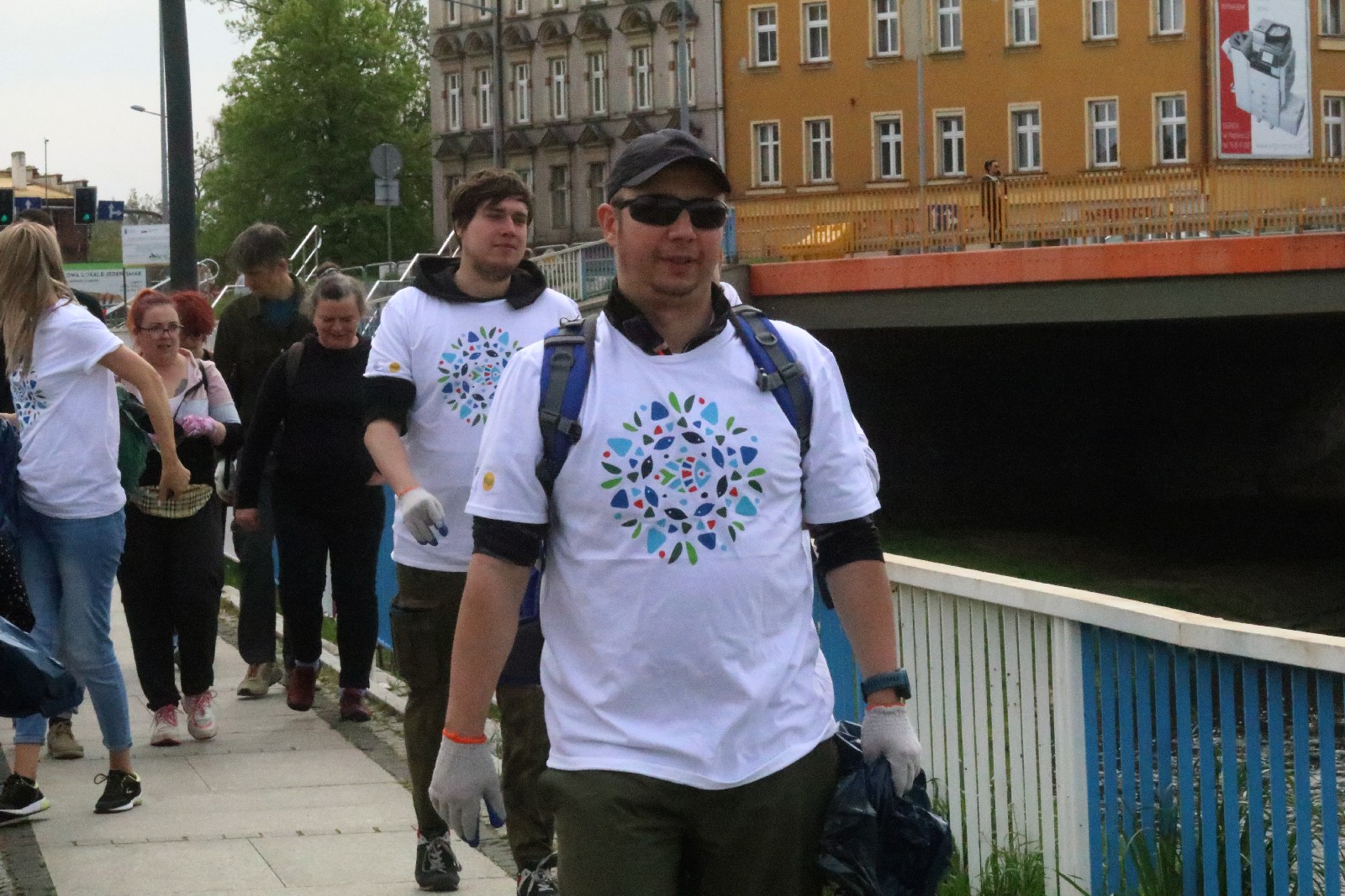 Sprzątanie nadbrzeża Kaczawy „Operacja czysta rzeka”