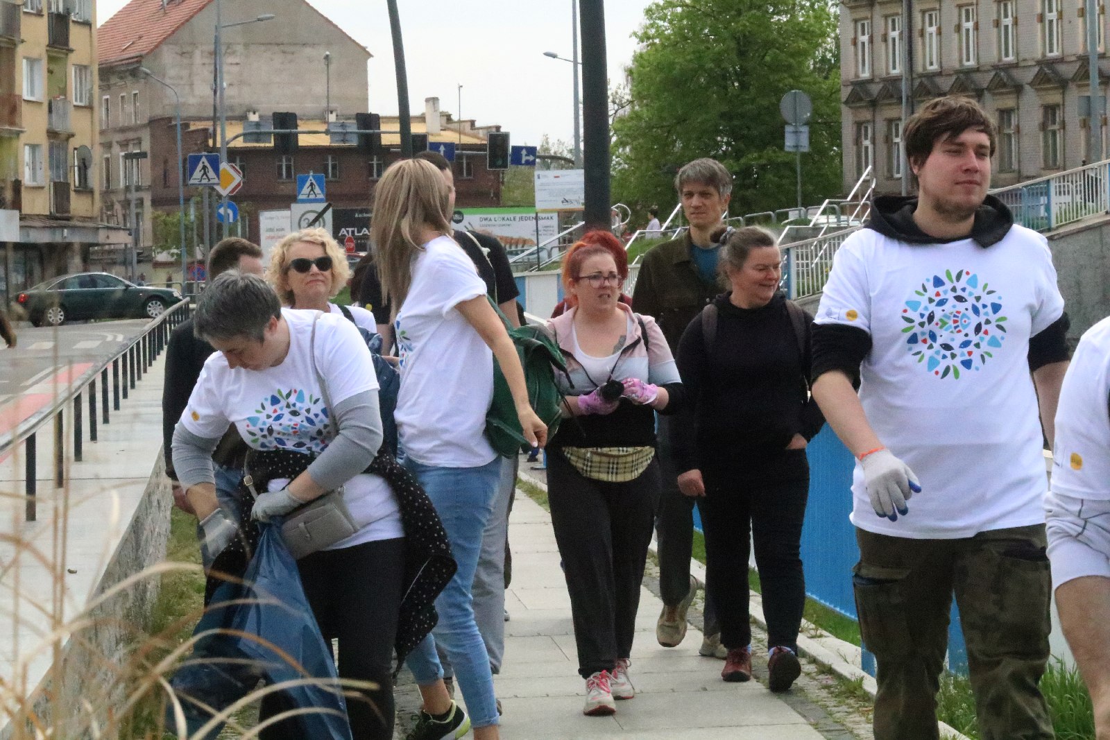 Sprzątanie nadbrzeża Kaczawy „Operacja czysta rzeka”