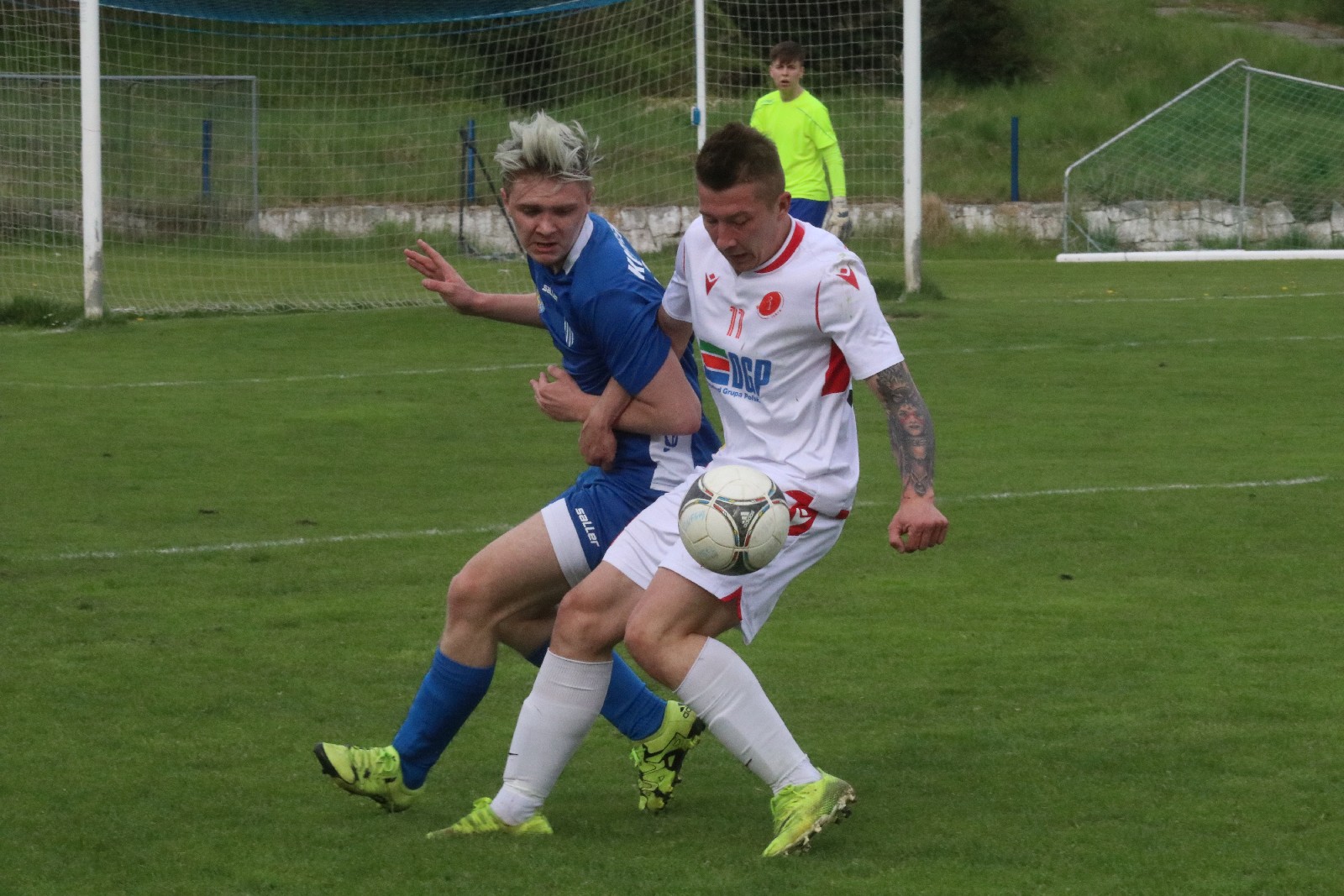 Dziewięć bramek podczas pojedynku Konfeksu z Iskrą