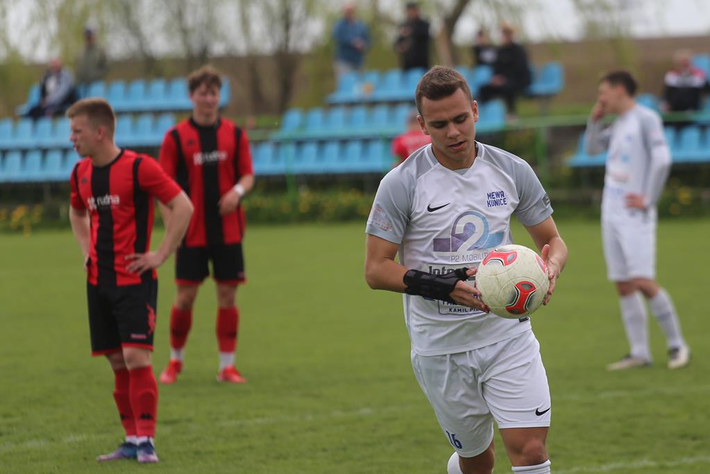Trwa passa Mewy. Kuniczanie pokonali u siebie Spartę Rudna