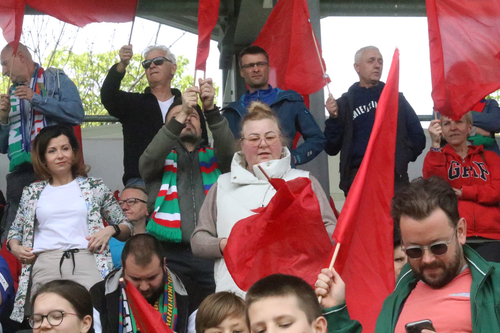 Ponad cztery tysiące kibiców oglądało mecz Miedź - Chrobry