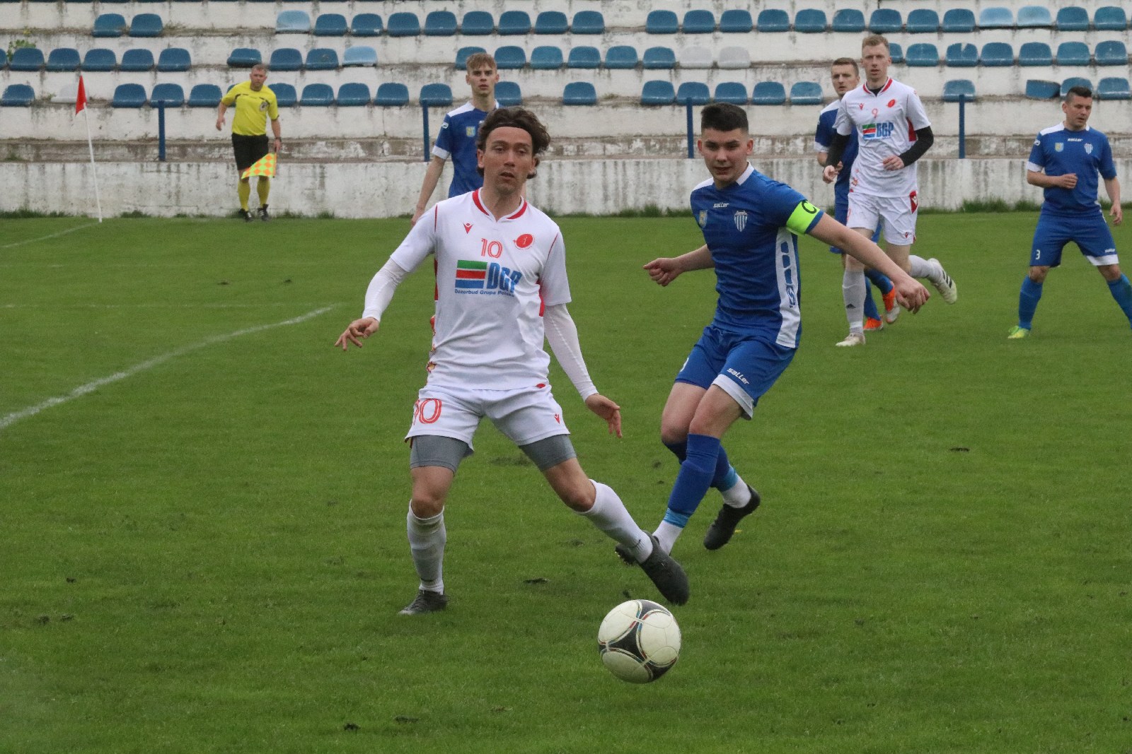 Dziewięć bramek podczas pojedynku Konfeksu z Iskrą