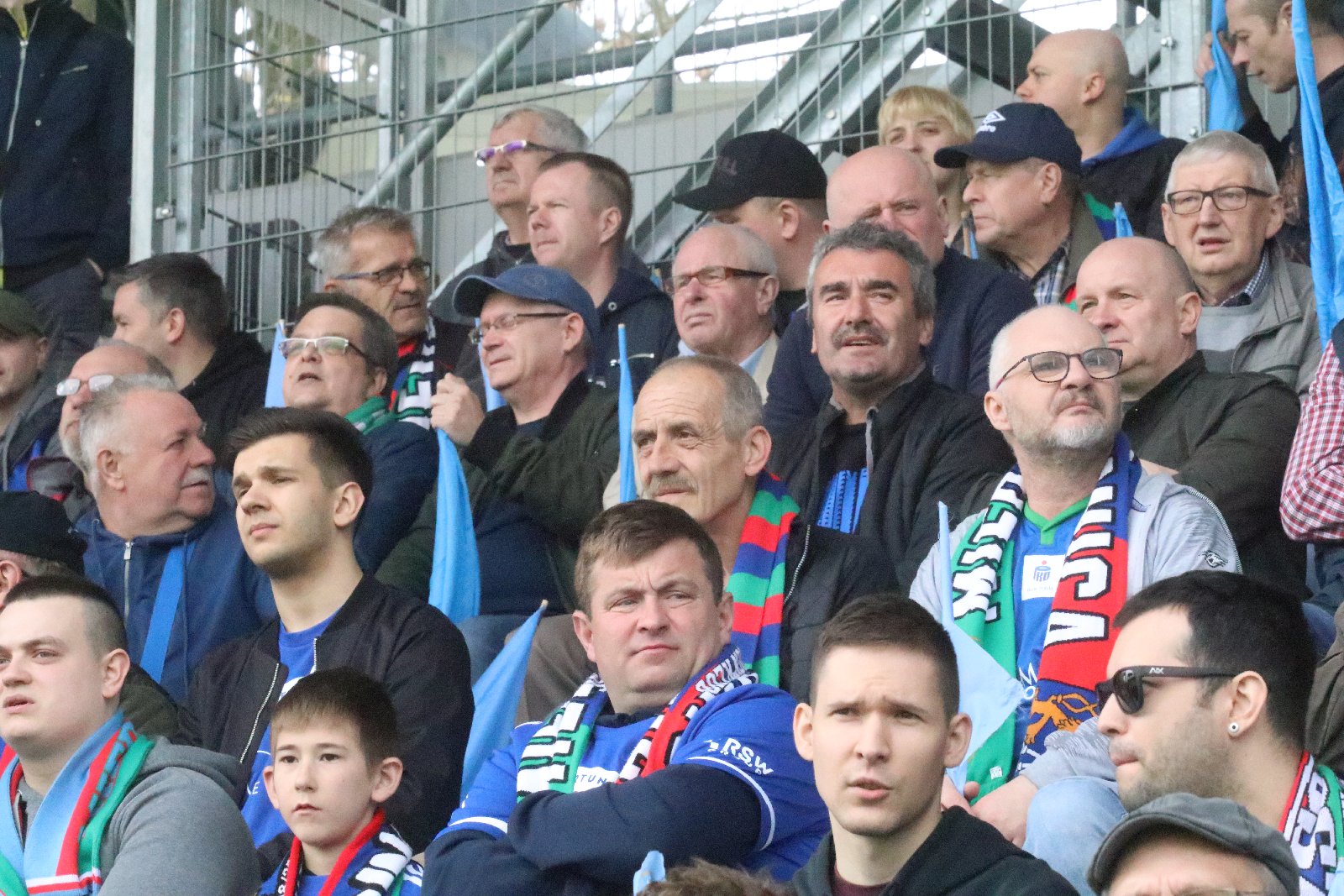 Ponad cztery tysiące kibiców oglądało mecz Miedź - Chrobry