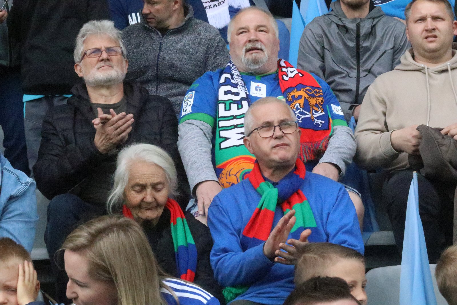 Ponad cztery tysiące kibiców oglądało mecz Miedź - Chrobry