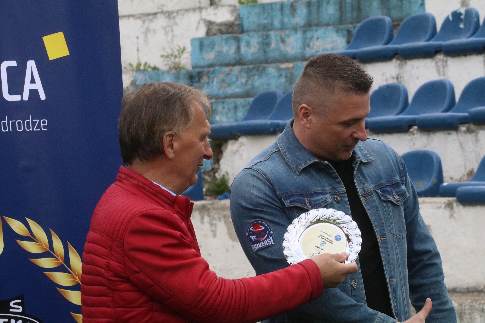 Dziewięć bramek podczas pojedynku Konfeksu z Iskrą