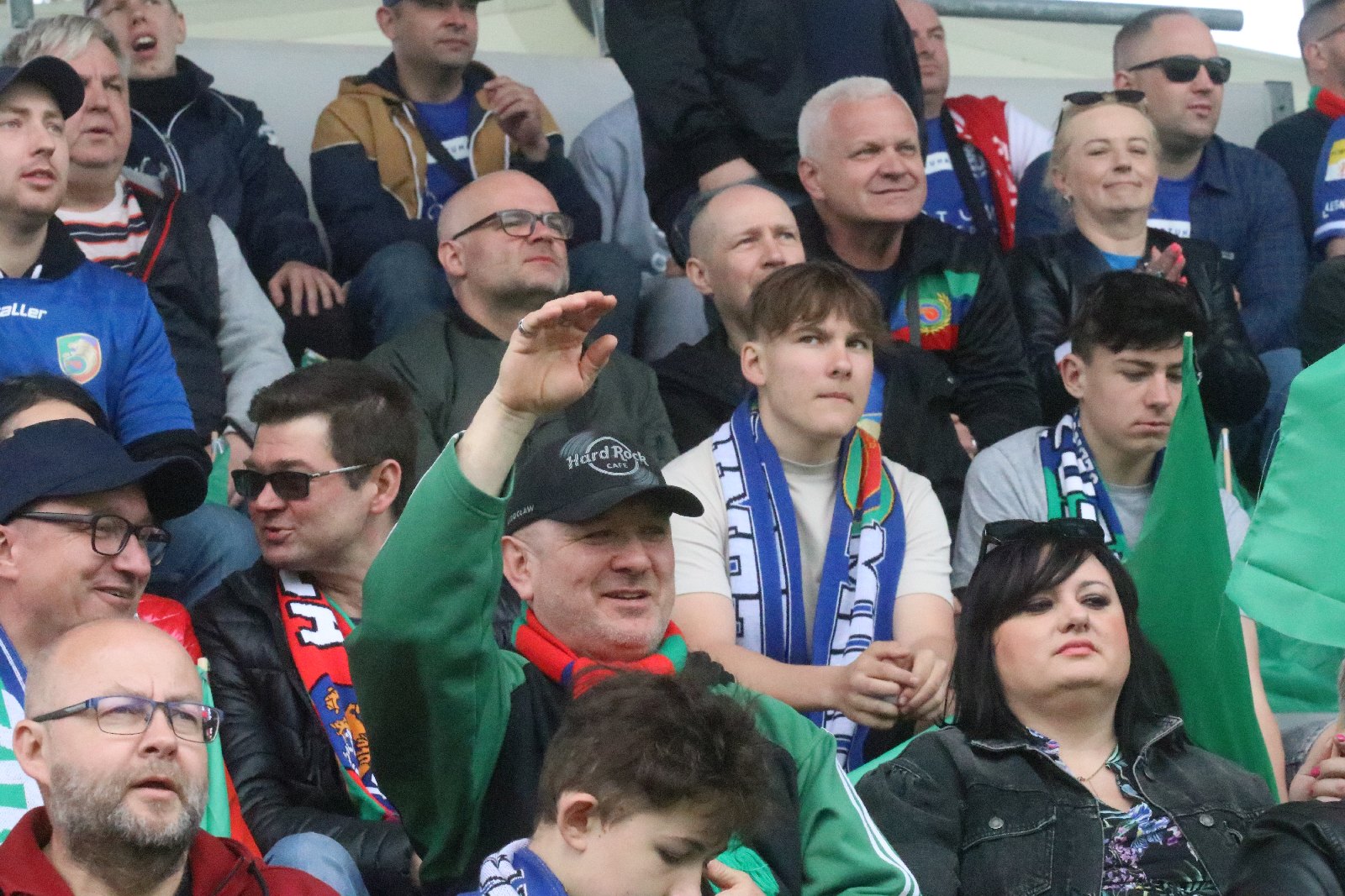 Ponad cztery tysiące kibiców oglądało mecz Miedź - Chrobry