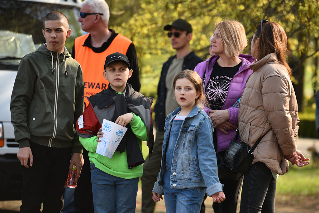 Letnie Granie w Legnicy. Park pełen spacerowiczów i muzyki