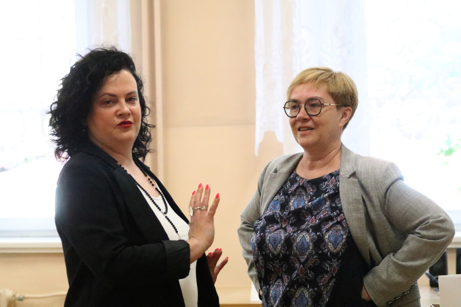 Maturzyści przystąpili do ważnego egzaminu. Zdjęcia z I i V LO