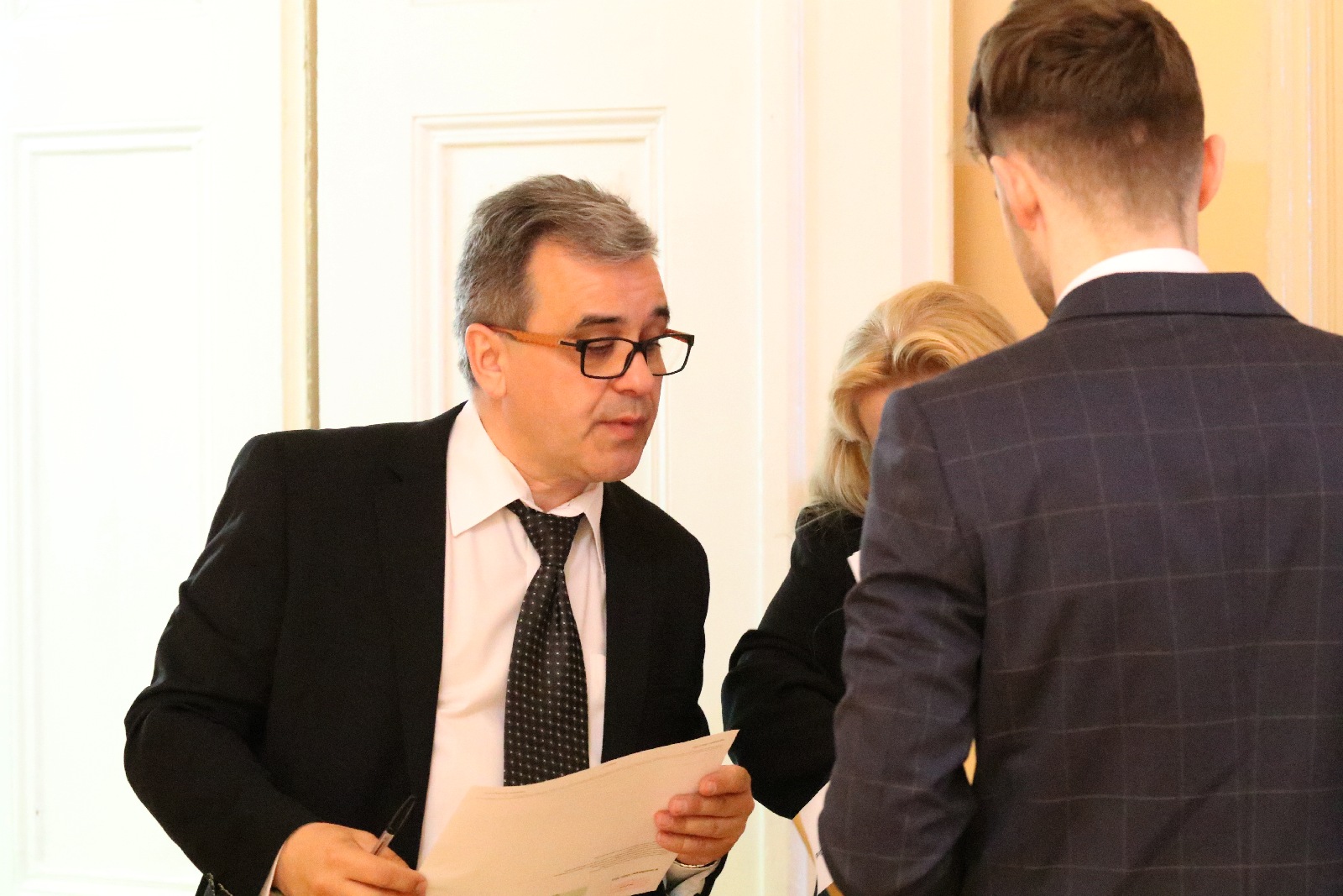 Maturzyści przystąpili do ważnego egzaminu. Zdjęcia z I i V LO
