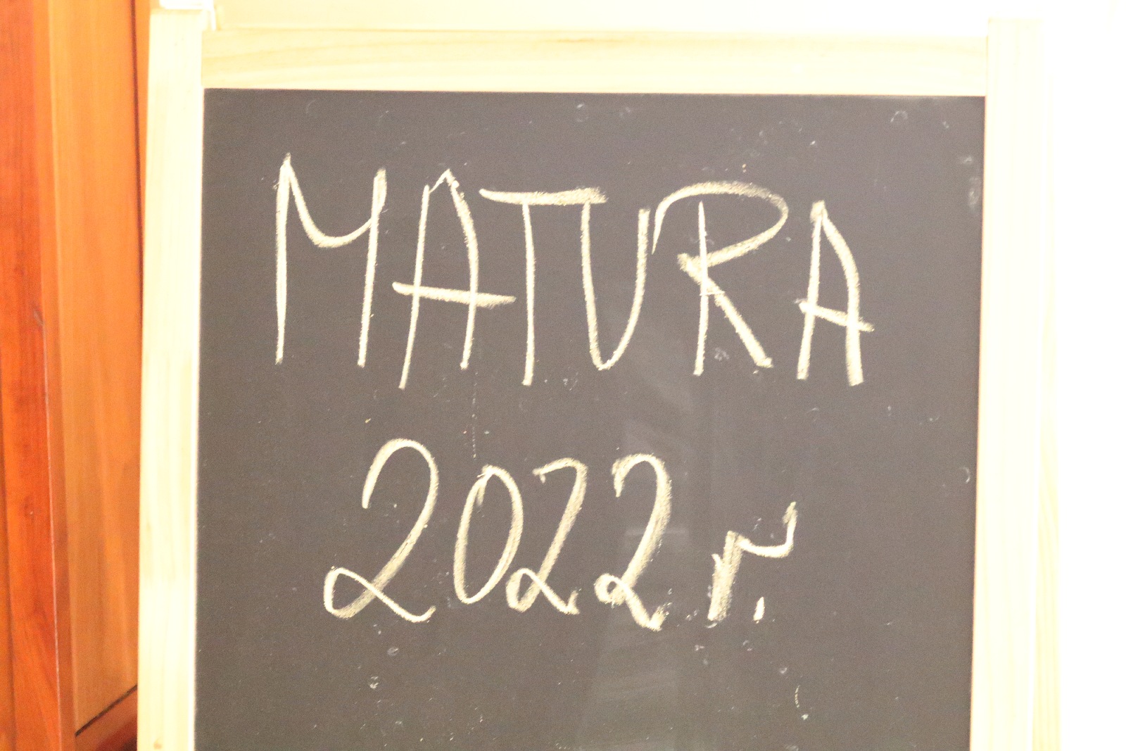 Maturzyści przystąpili do ważnego egzaminu. Zdjęcia z I i V LO