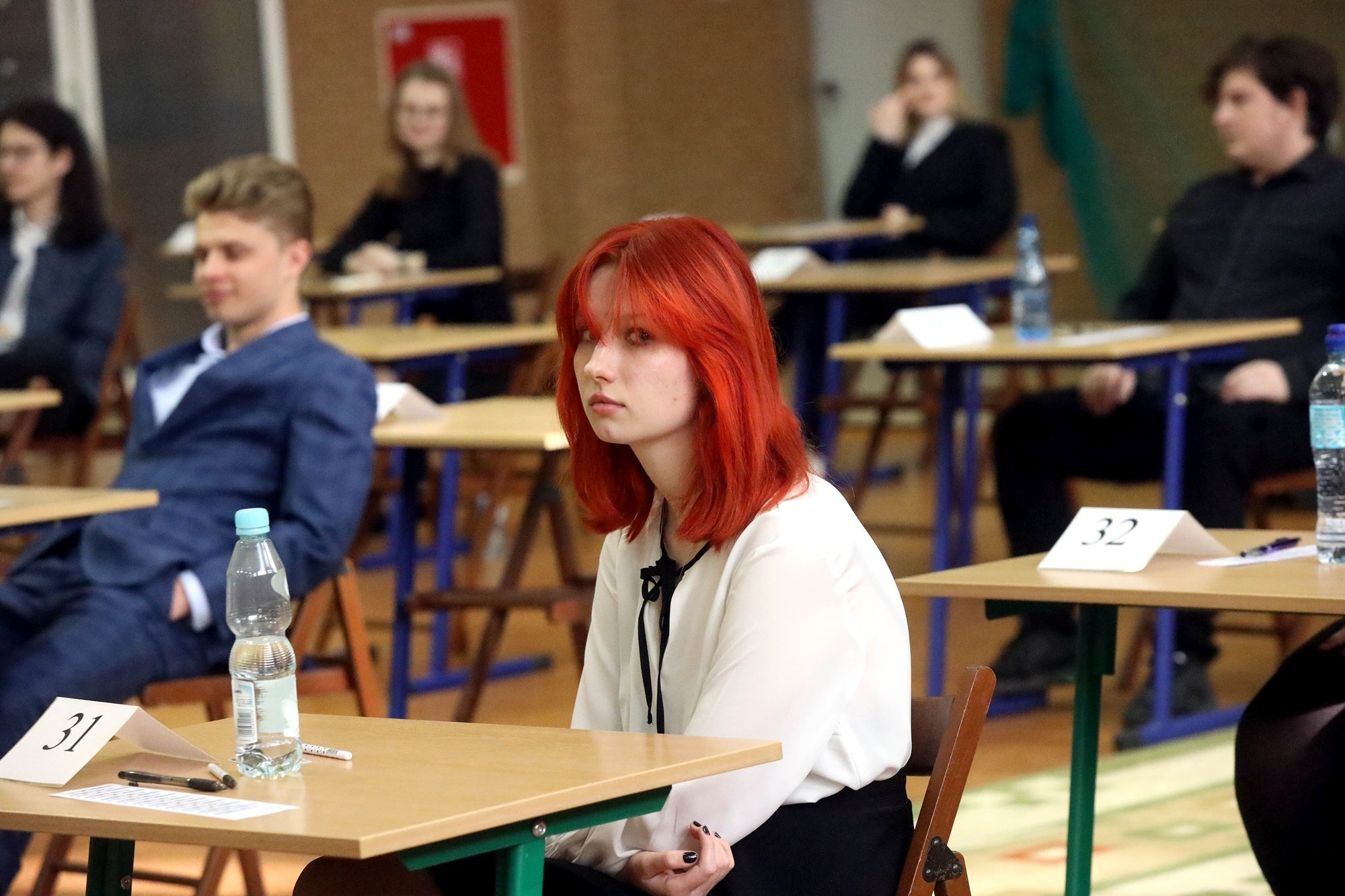 Maturzyści przystąpili do ważnego egzaminu. Zdjęcia z I i V LO