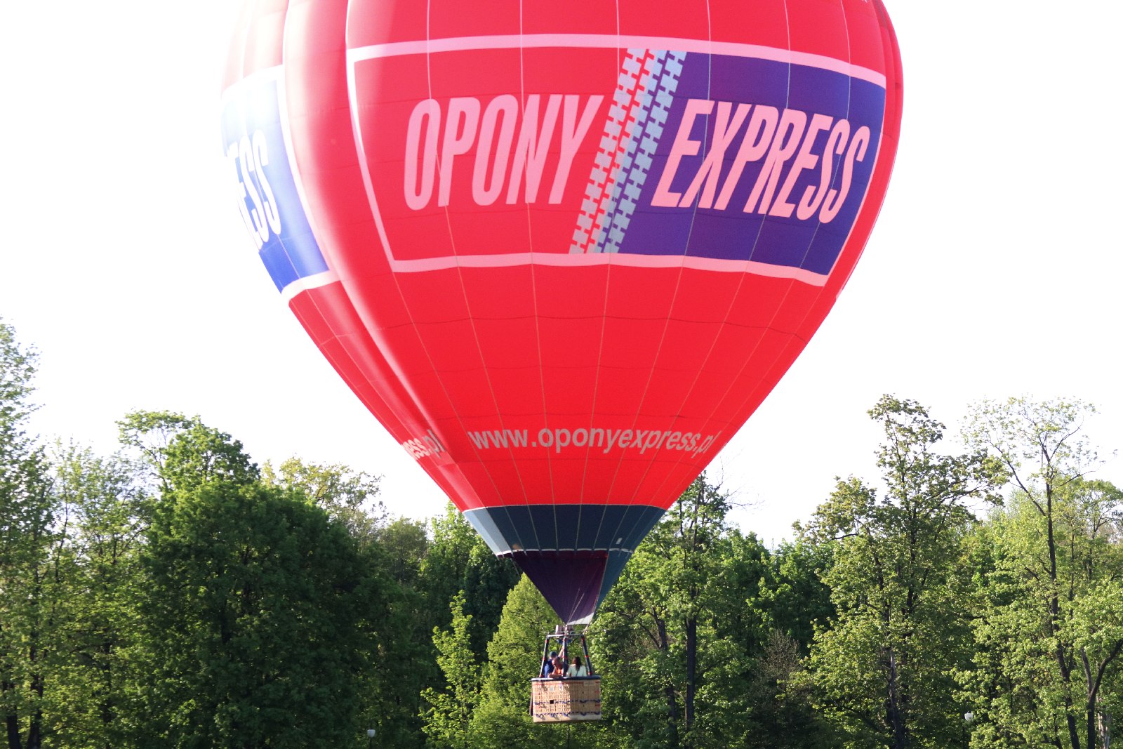 Zobaczcie niesamowity pokaz balonów z okazji Dnia Hutnika