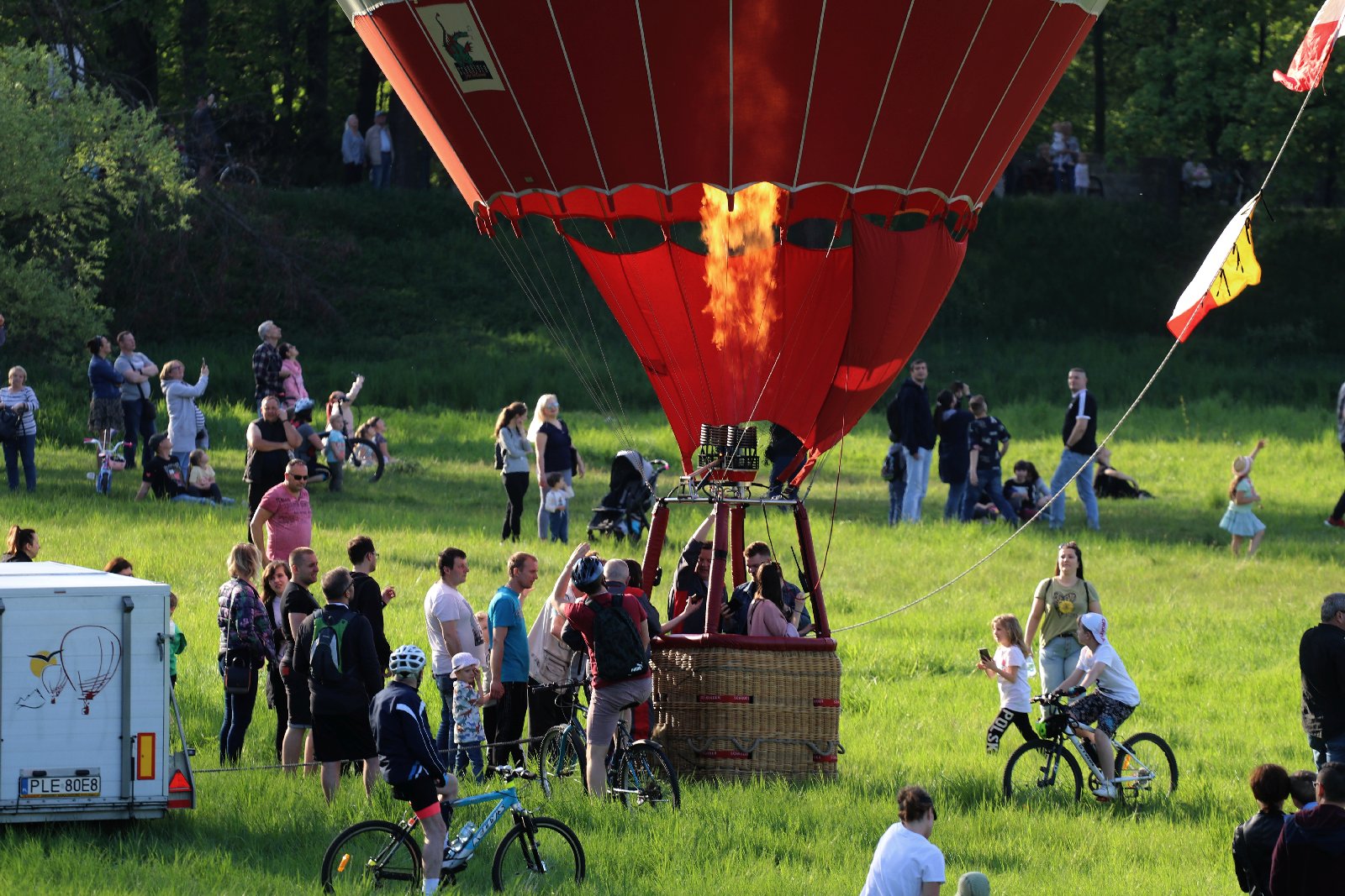 Zobaczcie niesamowity pokaz balonów z okazji Dnia Hutnika