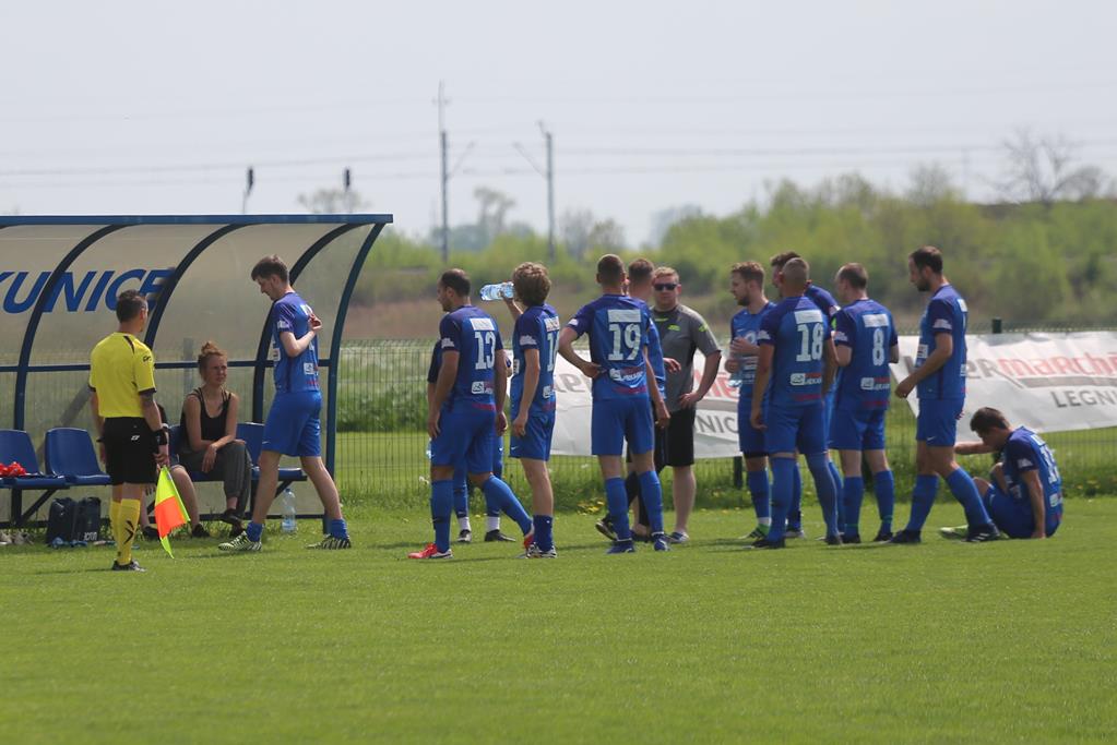 Lider wciąż wygrywa. Odra Malczyca pokonała rezerwy Mewy