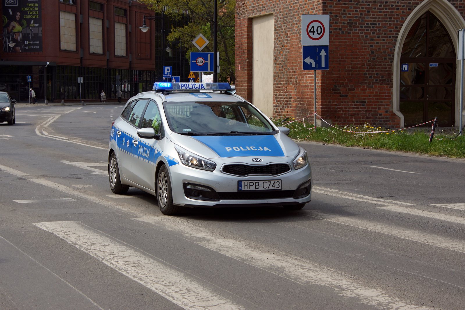 Ponad sto osób pojechało rowerami z Legnicy do Bieniowic