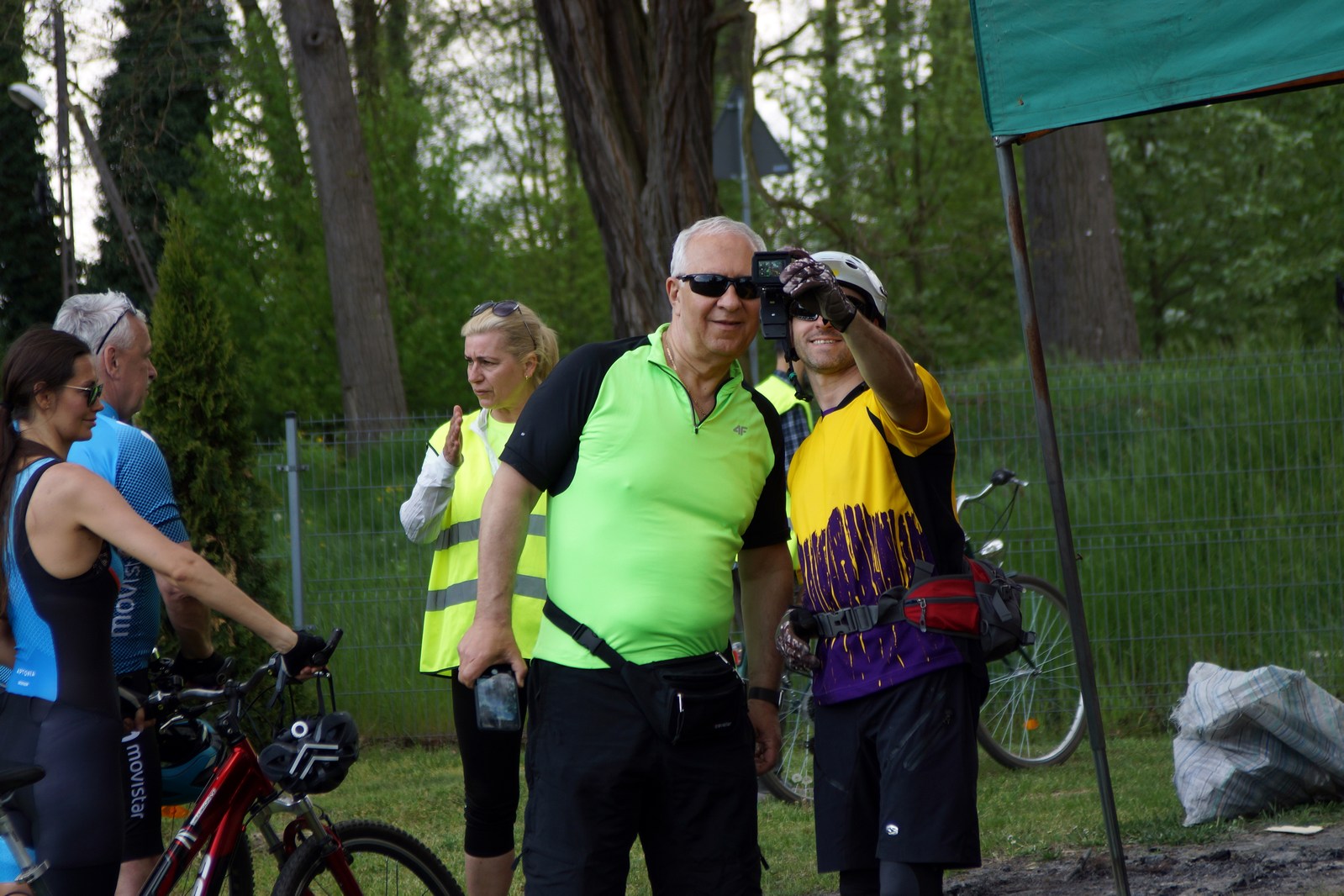 Ponad sto osób pojechało rowerami z Legnicy do Bieniowic