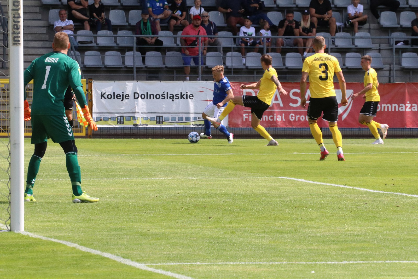15 lat, 30 goli i 265 meczów Marcina Garucha w Miedzi Legnica
