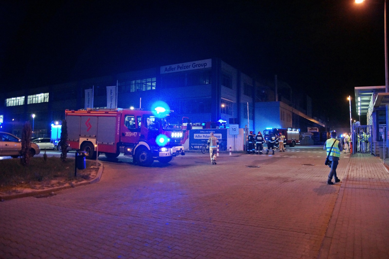 Pożar hali produkcyjnej firmy Adler w LSSE