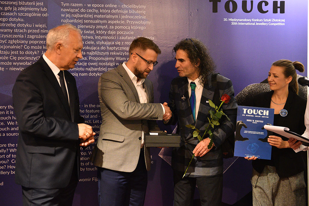 Laureaci 30. Międzynarodowego Konkursu Sztuki Złotniczej „Dotyk”