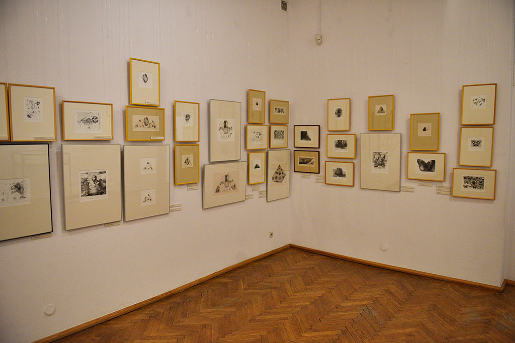 Legnicki artysta miedziorytnik poprowadził warsztaty w muzeum