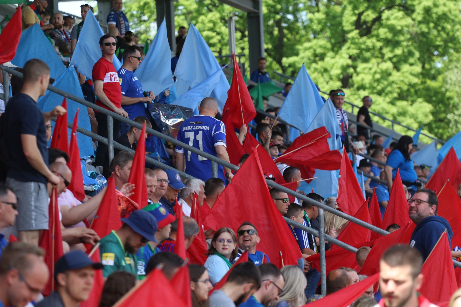 Znajdź się na zdjęciach na meczu Miedź Legnica Widzew Łódź