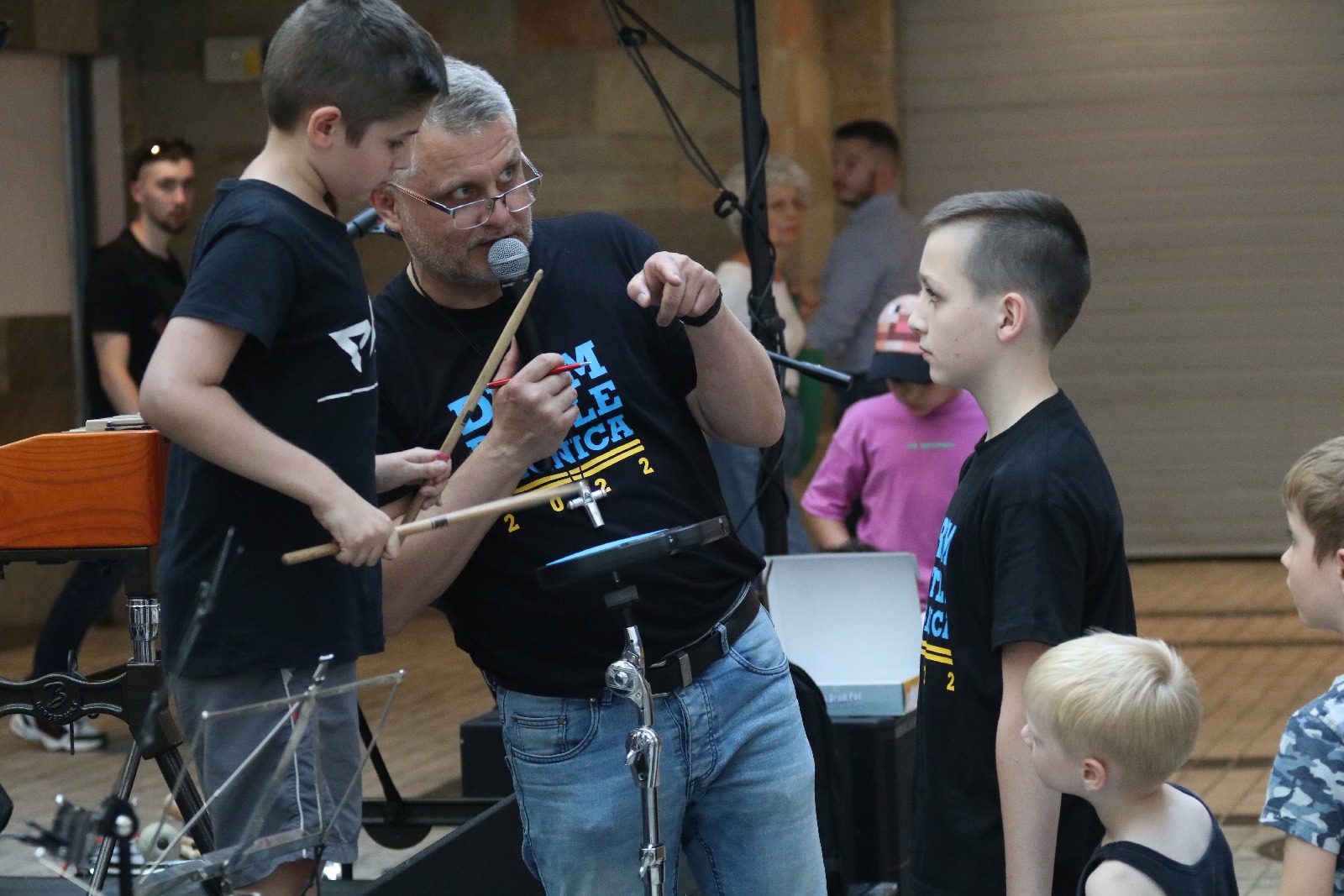 Galeria Piastów pełna rytmu i muzyki instrumentów perkusyjnych