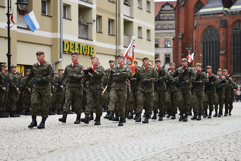 Terytorialsi ślubowali w centrum Legnicy