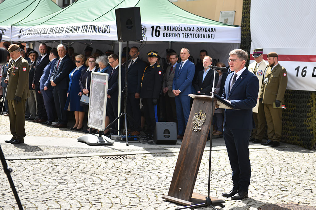 Terytorialsi ślubowali w centrum Legnicy