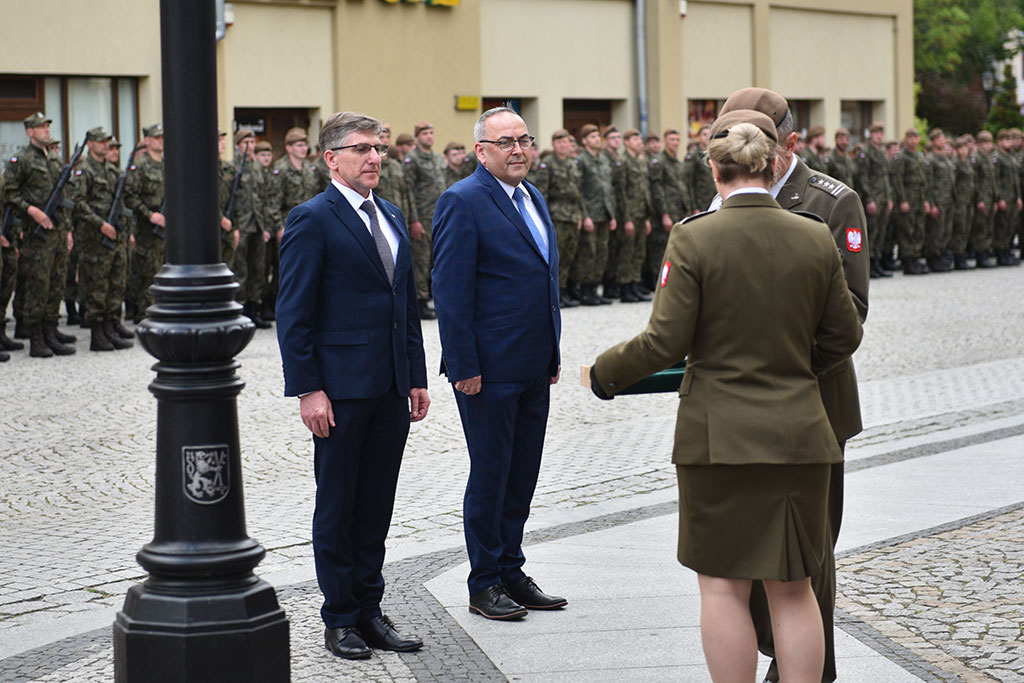Terytorialsi ślubowali w centrum Legnicy