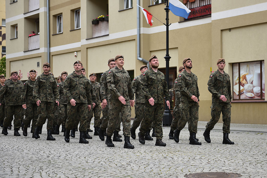 Terytorialsi ślubowali w centrum Legnicy