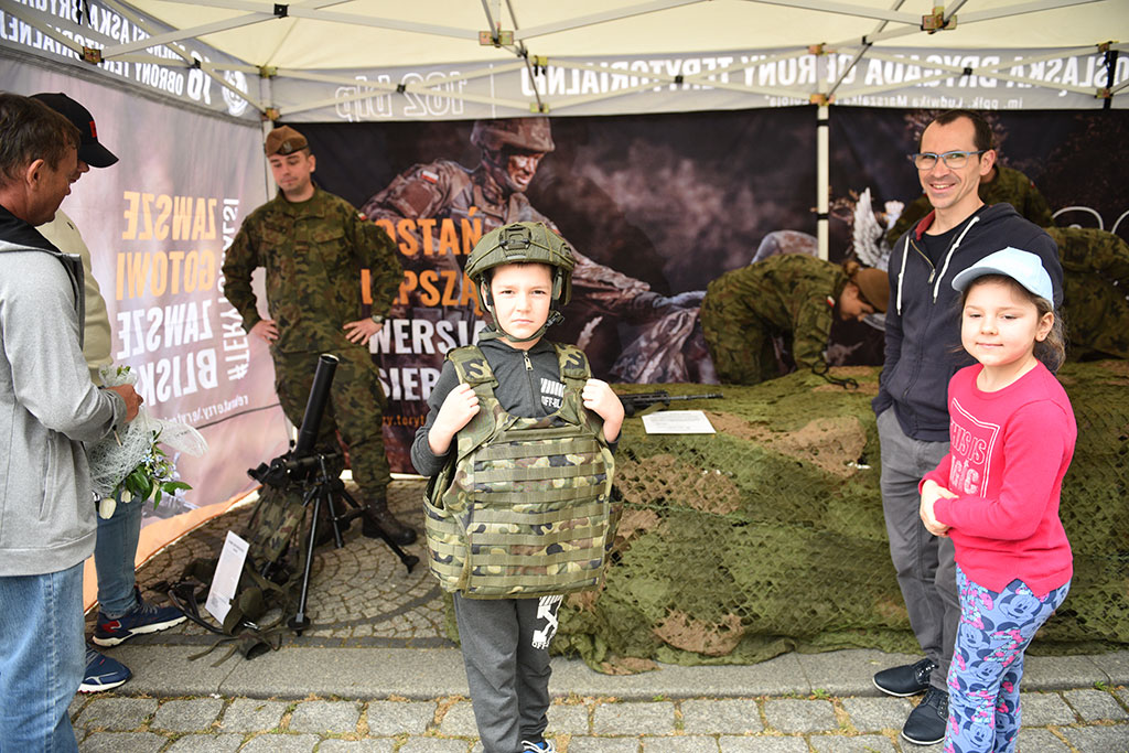 Terytorialsi ślubowali w centrum Legnicy