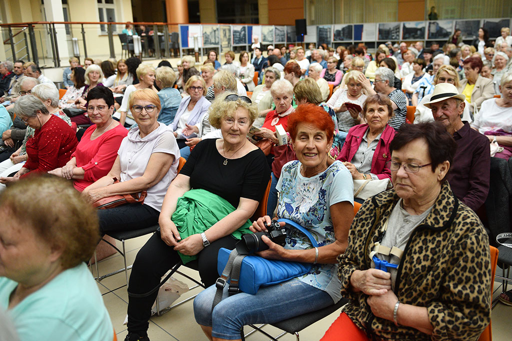 Elżbieta Dzikowska bohaterką 20. Spotkania Kobiet