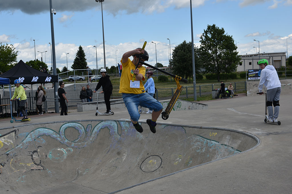 Mistrzostwa Legnicy na Skateparku. Patrzcie i podziwiajcie