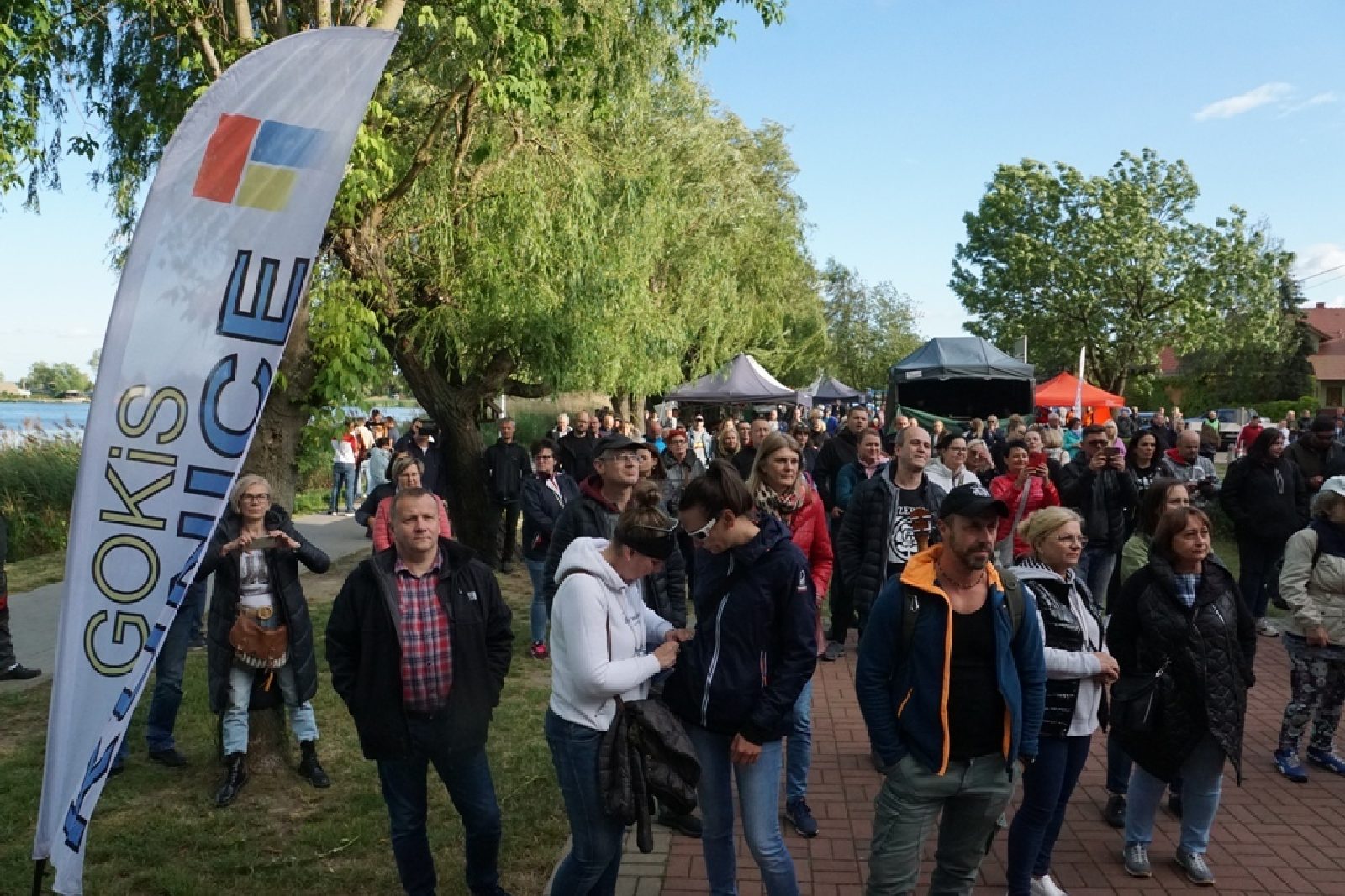 Kunice bawiły się z Kobranocką, Różami Europy i Kuśką Brothers