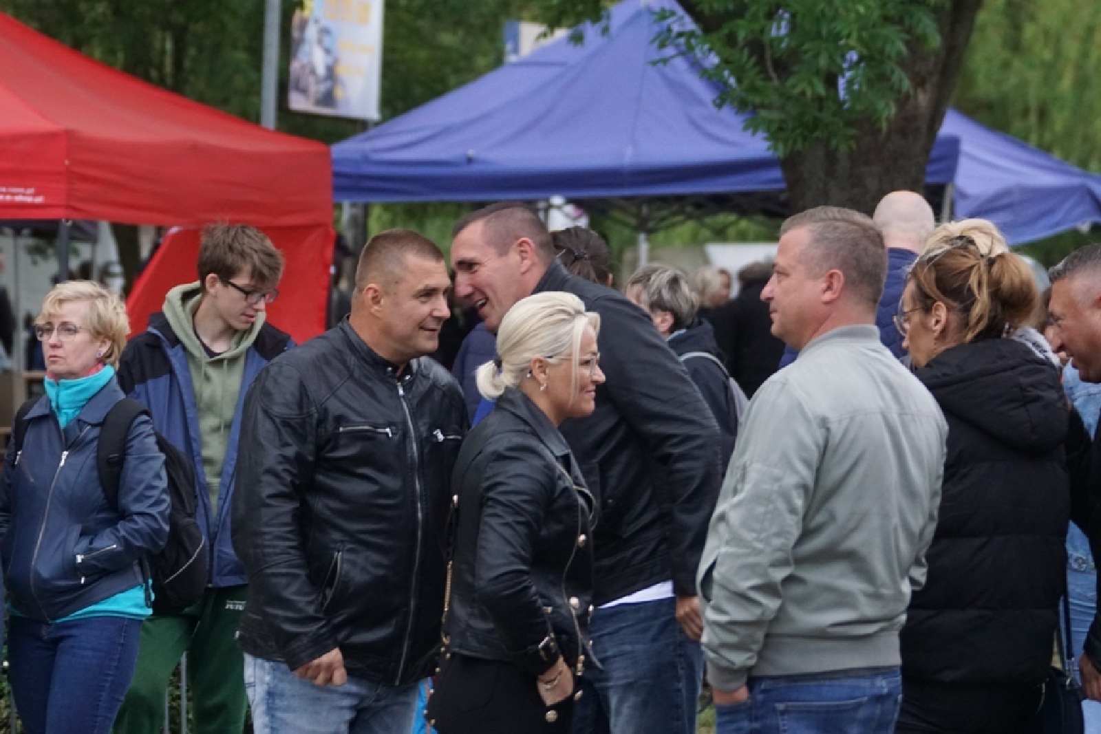 Kunice bawiły się z Kobranocką, Różami Europy i Kuśką Brothers