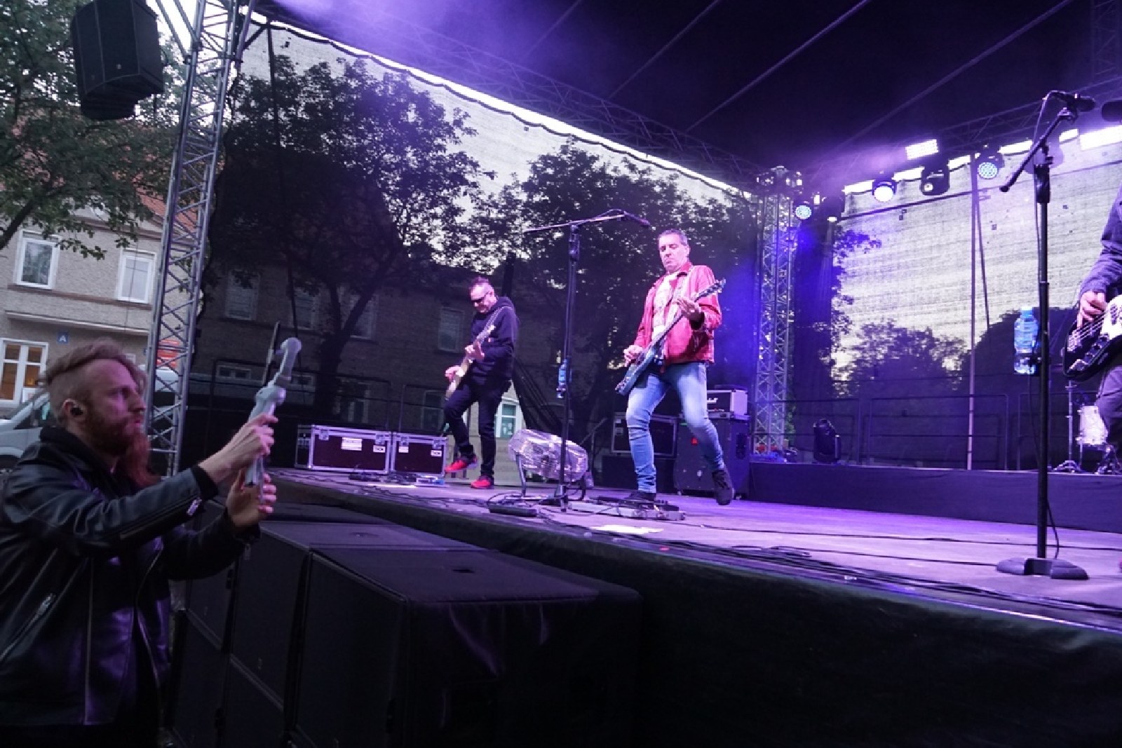 Kunice bawiły się z Kobranocką, Różami Europy i Kuśką Brothers