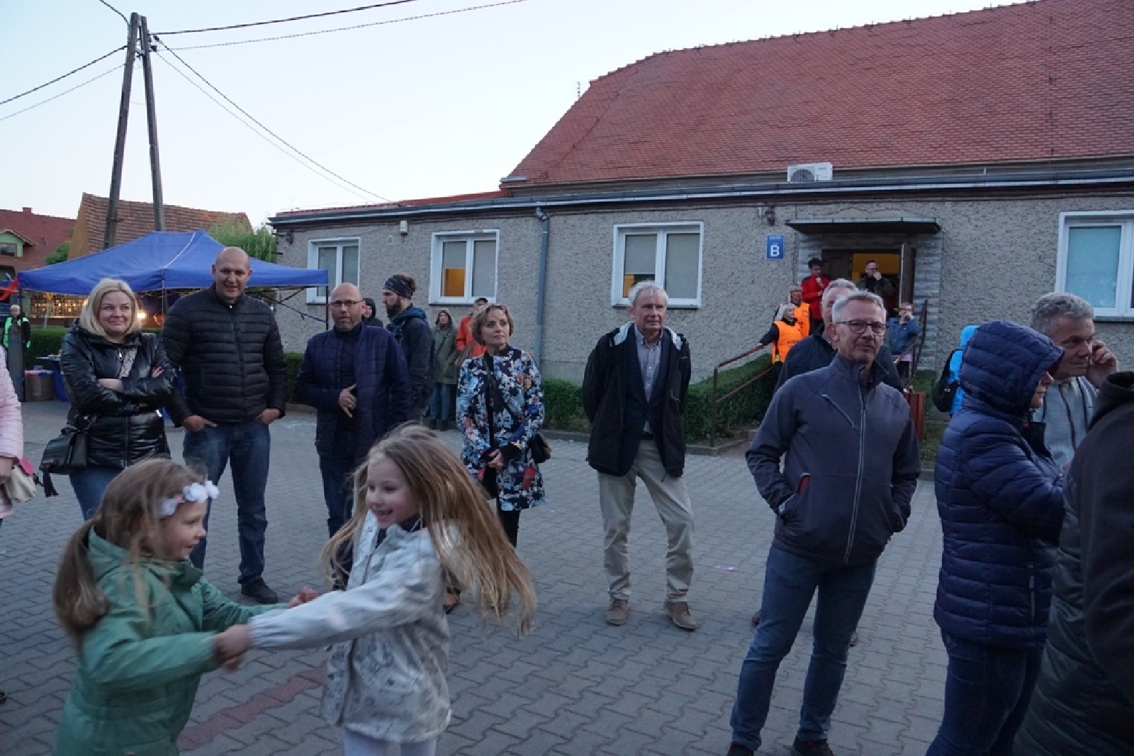 Kunice bawiły się z Kobranocką, Różami Europy i Kuśką Brothers