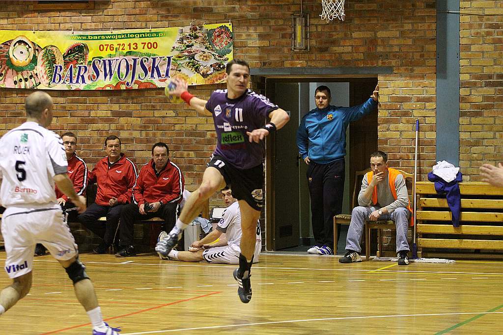 Zdjęcia Adama Skrabani z lat 2008 - 2021, kiedy grał w Legnicy