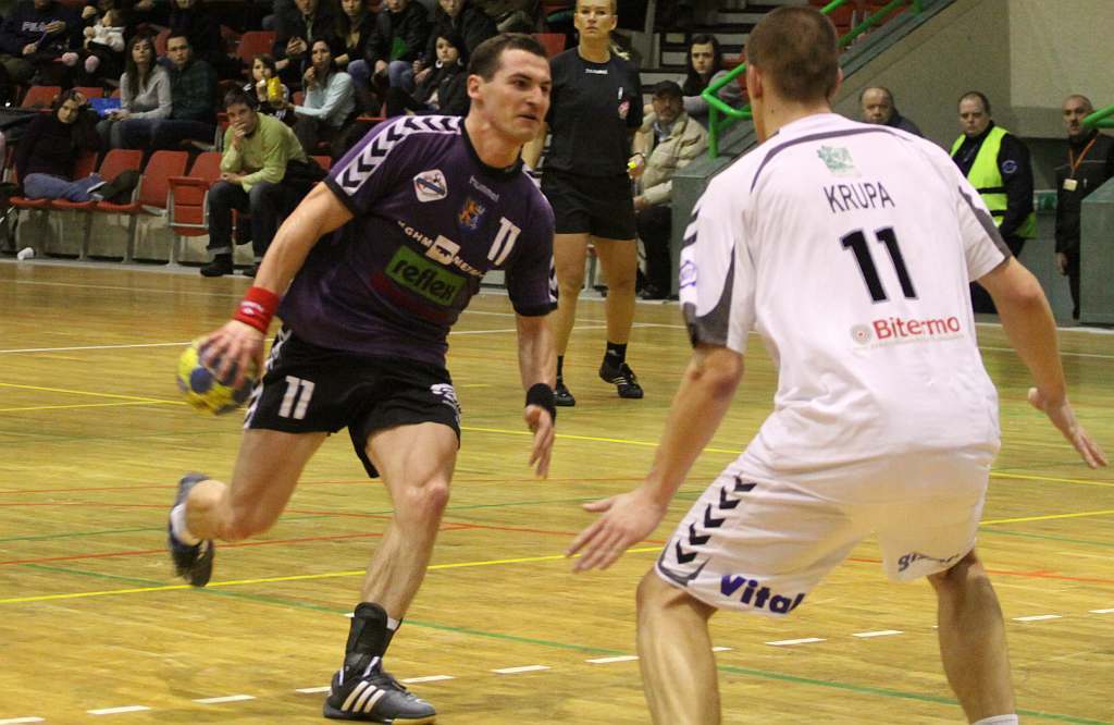 Zdjęcia Adama Skrabani z lat 2008 - 2021, kiedy grał w Legnicy