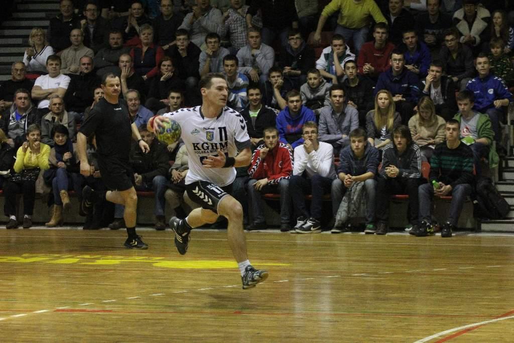 Zdjęcia Adama Skrabani z lat 2008 - 2021, kiedy grał w Legnicy