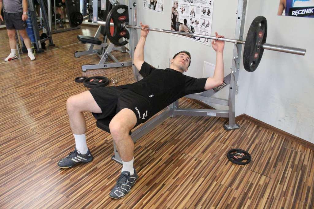 Zdjęcia Adama Skrabani z lat 2008 - 2021, kiedy grał w Legnicy